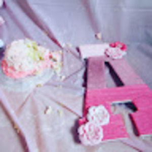 Meet your Posher, Sana